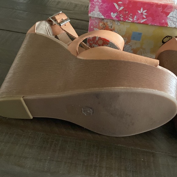 Chinese Laundry leather Java - Picture 8 of 11